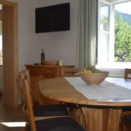 Apartamento Dorfappartement Weishaupl